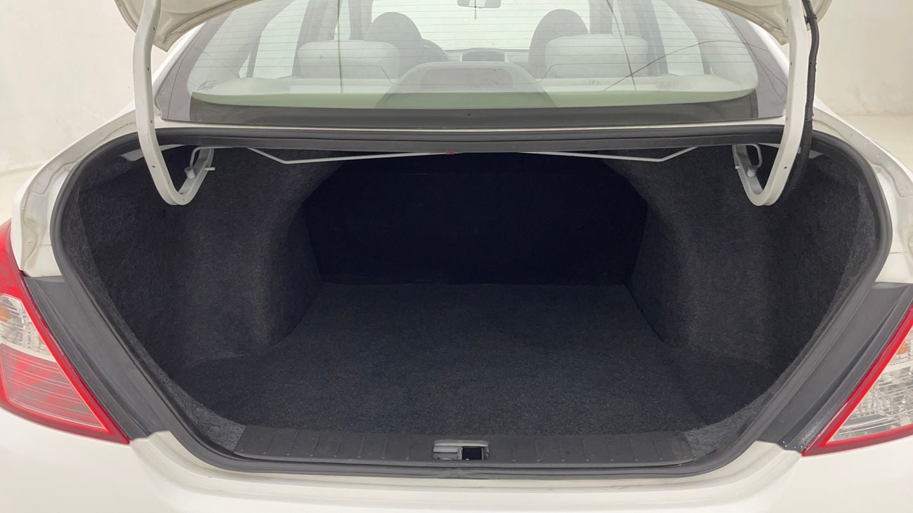 Nissan Sunny SV 1.5 | Zero Down Payment | Home Test Drive