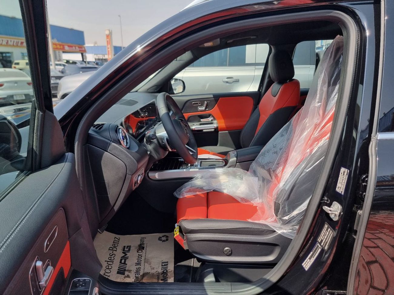 Mercedes-Benz GLB 200 SUV 7 Seater Under Warranty 2025 GCC