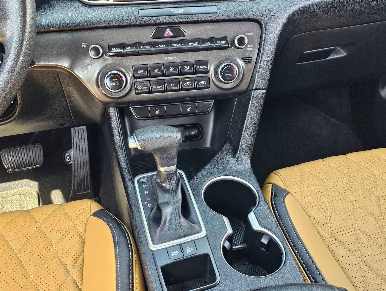 كيا سبورتيج LX // 634 AED Monthly // LEATHER // ORG AIRBAG (LOT # 48123)