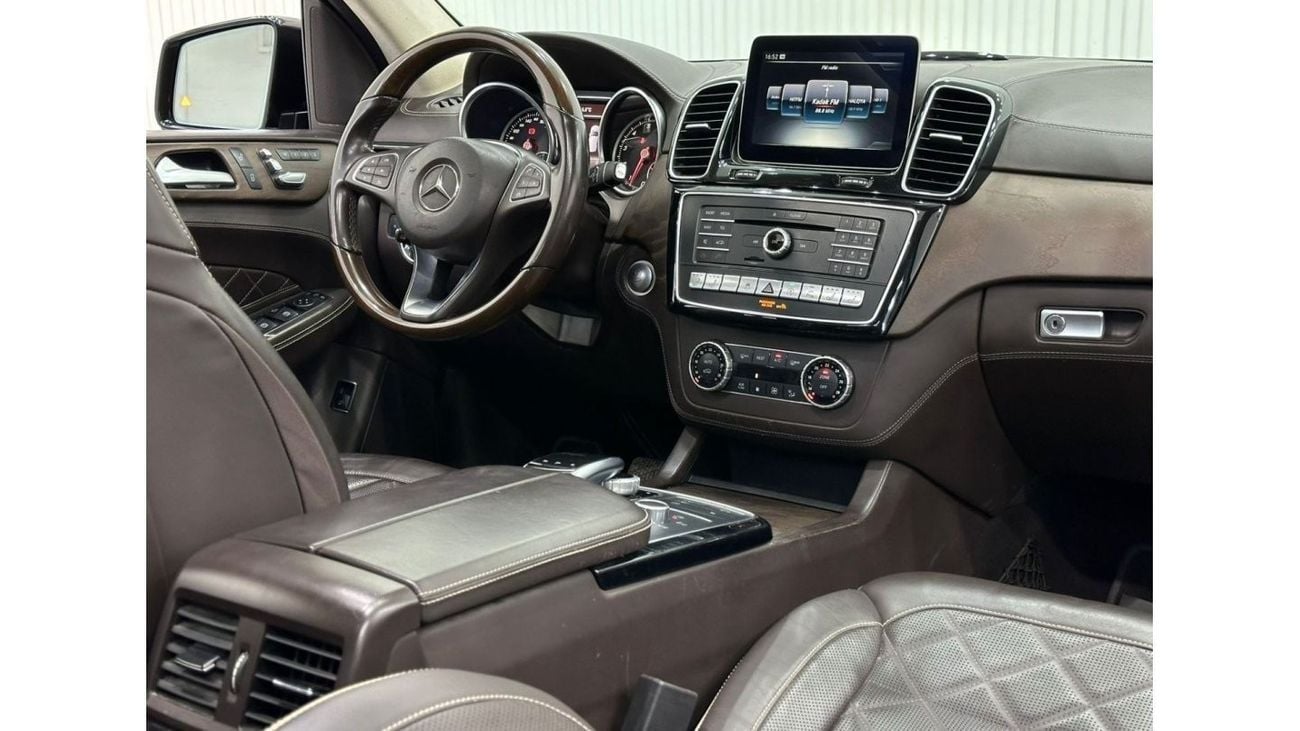 مرسيدس بنز GLE 500 2018 Mercedes-Benz GLE 500, 1 Year Warranty, Full Service History, GCC