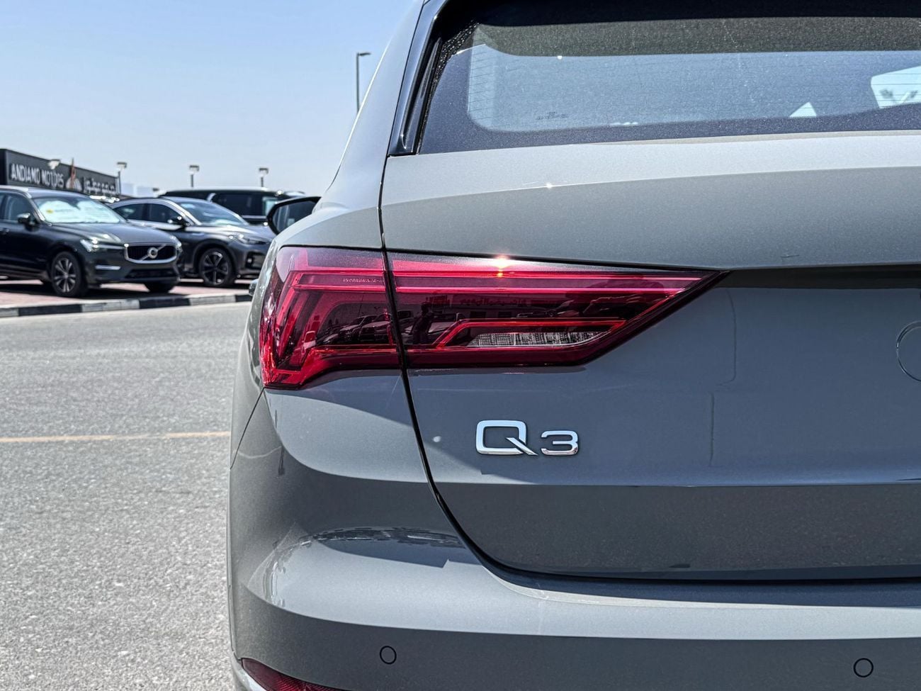 Audi Q3  Audi Q3 TFSI 35 1.5L 2025 0KM