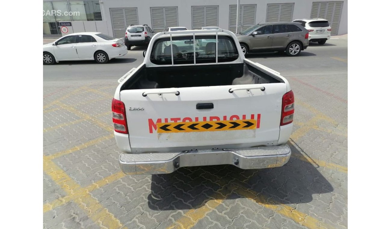 ميتسوبيشي L200