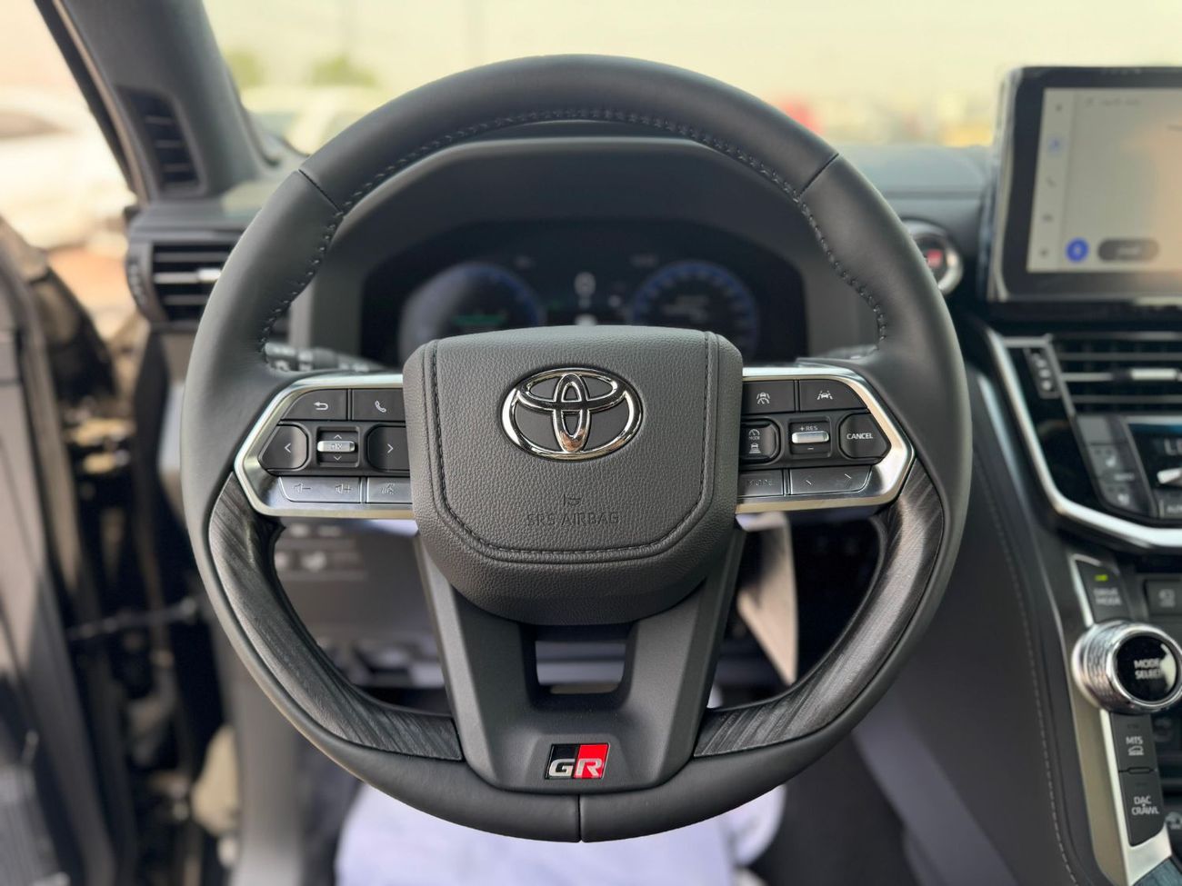 تويوتا لاند كروزر 3.5T GR-Sport Hybrid