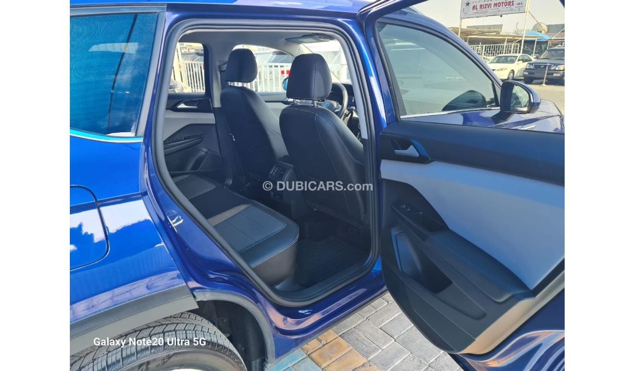 Volkswagen Taos Car is very good and clean1.5turbo