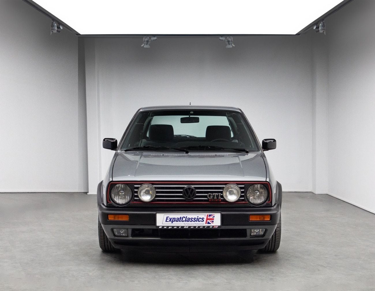 فولكس واجن جولف GTi 16V