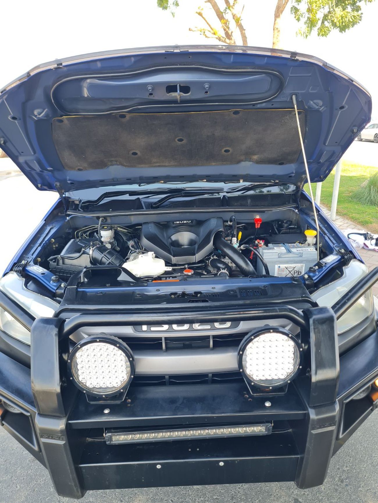 إيسوزو D ماكس STD D-Max Right Hand Drive Year: 2021 Engine: 3.0D
