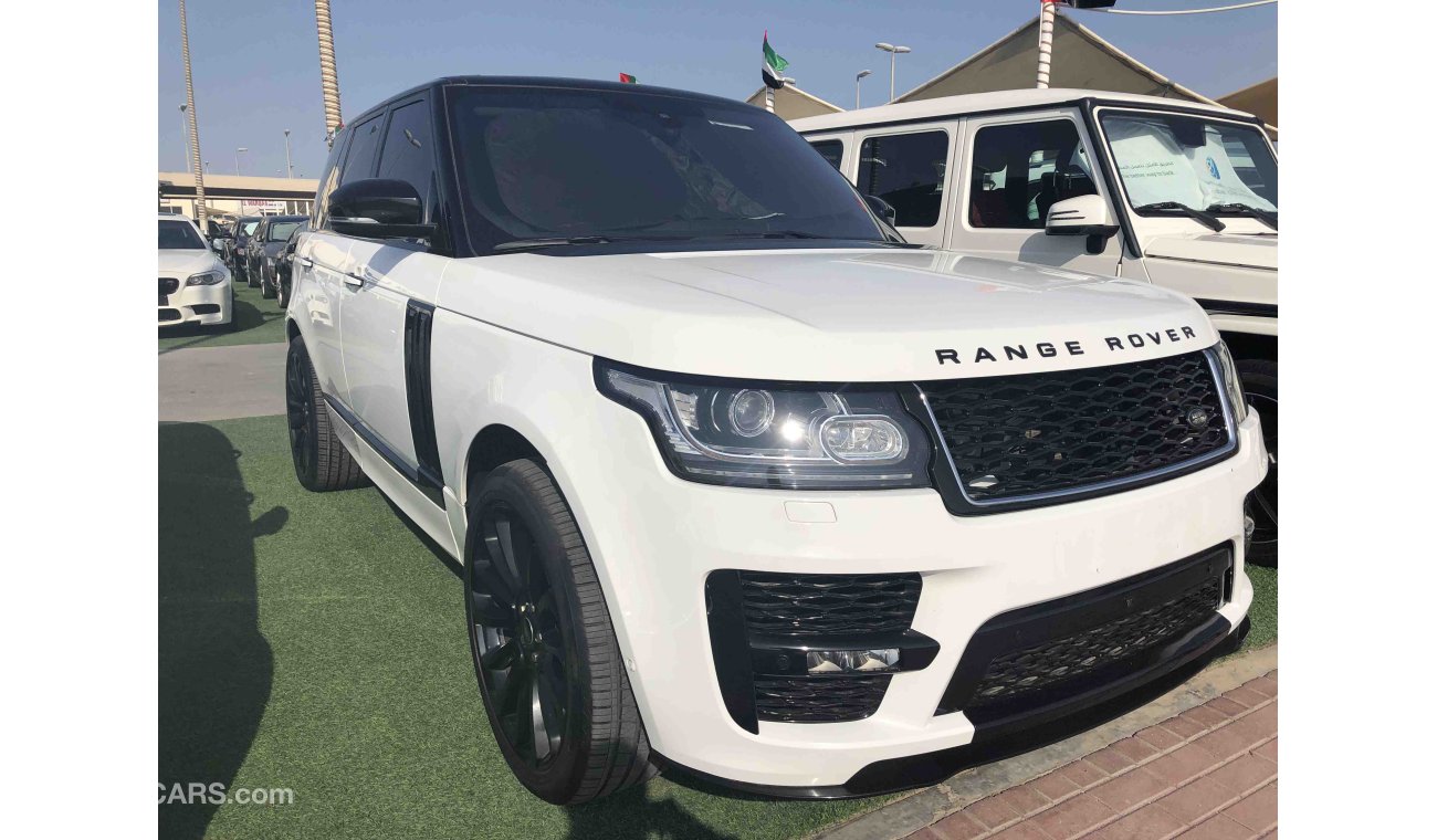 Land Rover Range Rover Vogue HSE خليجي مالك واحد تشيكات وكالة بلكامل كيت SVR وكالة