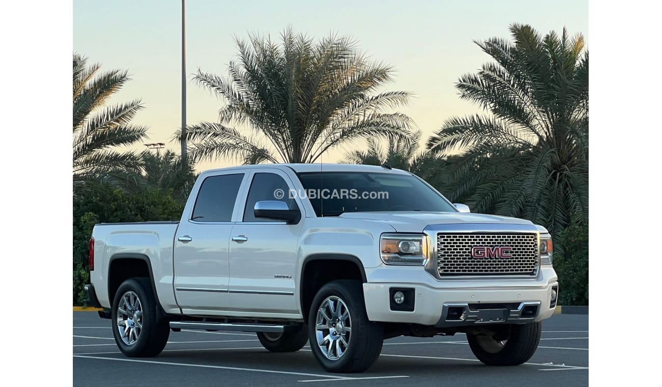GMC Sierra 1500 Denali Sierra Denali 2015 GCC V8 Perfect condition