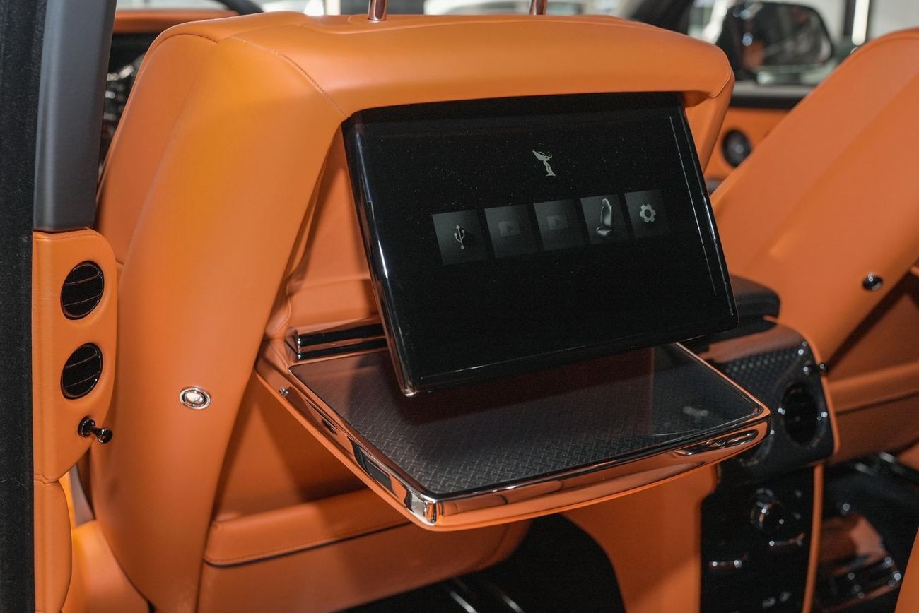 Rolls-Royce Cullinan ROLLS ROYCE CULLINAN BLACK BADGE 2025