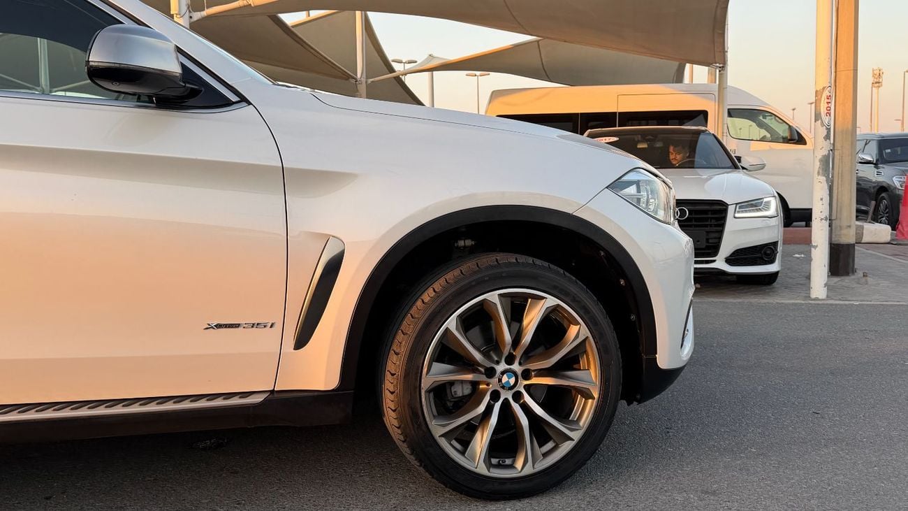 BMW X6 35i Middle East Edition 3.0L
