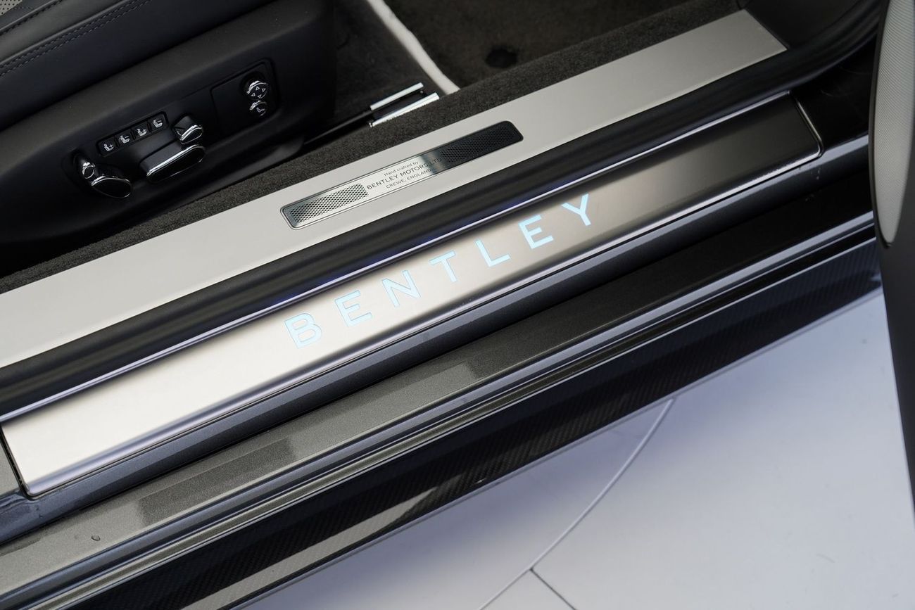 بنتلي كونتيننتال جي تي سي Bentley GTC W12