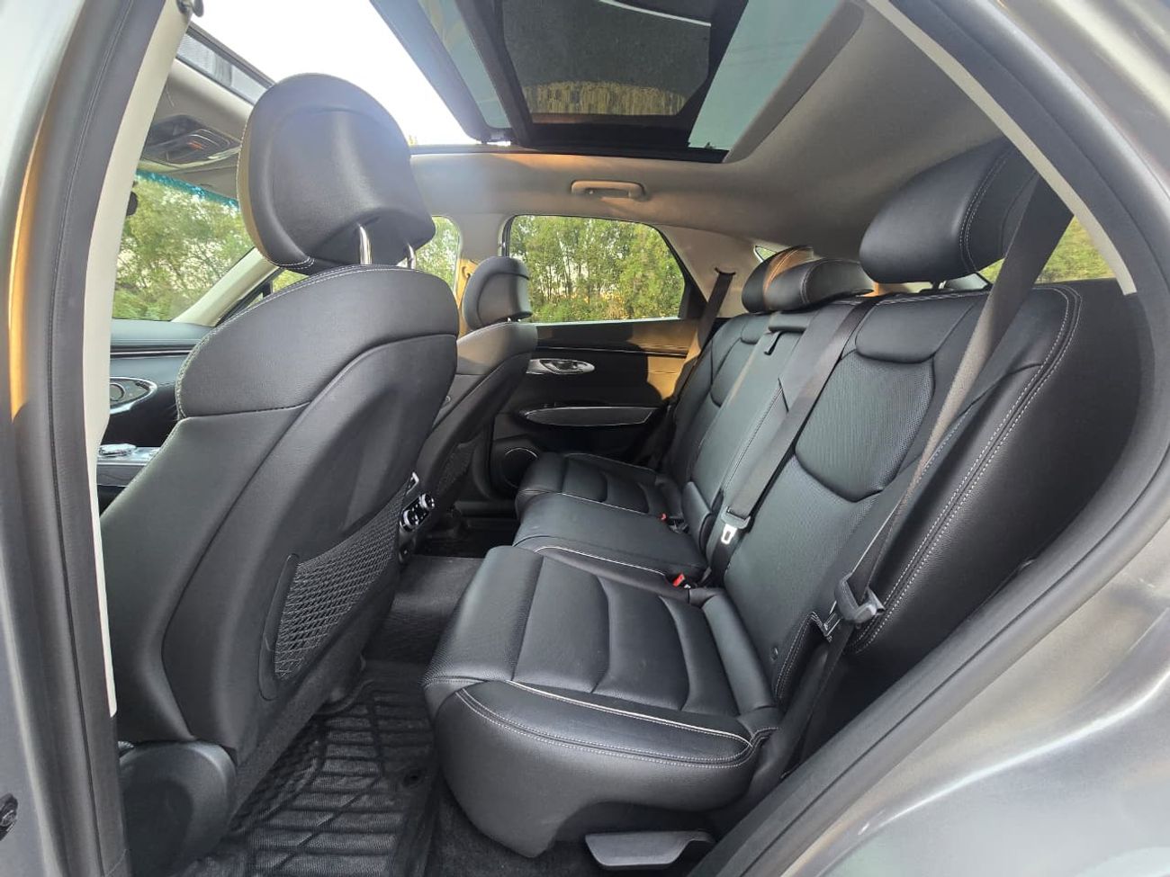 جينيسس GV70 Premium 2.5L AWD