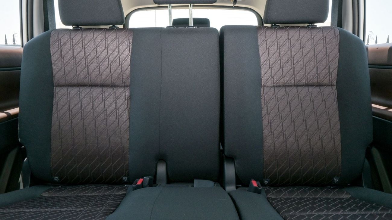 تويوتا إينوفا 2.0L, Petrol, 2024