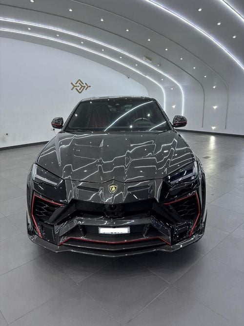 Lamborghini Urus Base