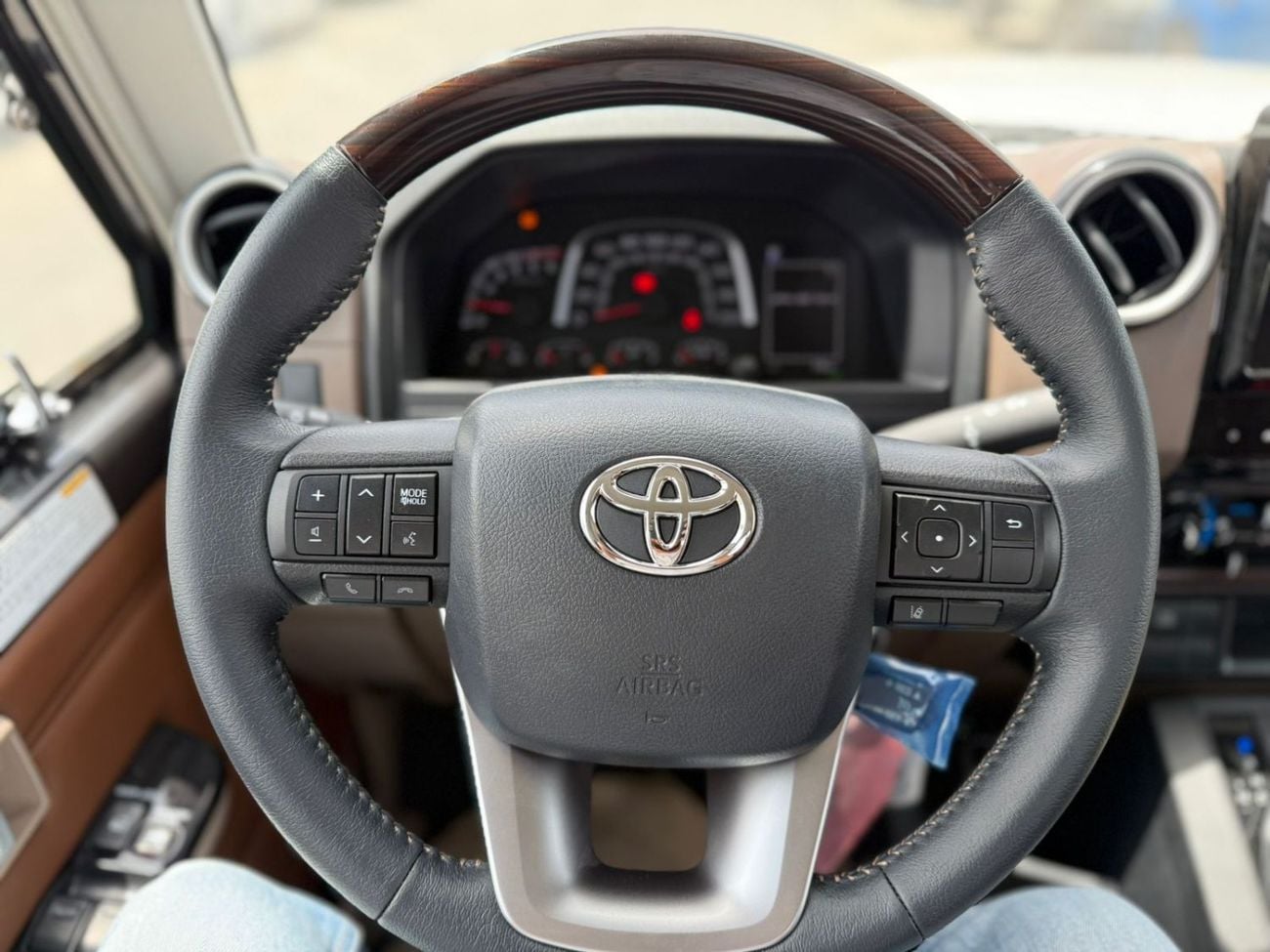 Toyota Land Cruiser Pick Up TOYOTA LC79  PICKUP 2.8L DIESEL FULL OPTION AUTOMATIC 2025 MODEL