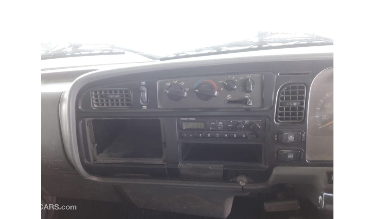 Mitsubishi Canter Canter truck RIGHT HAND DRIVE (Stock no PM 644 )