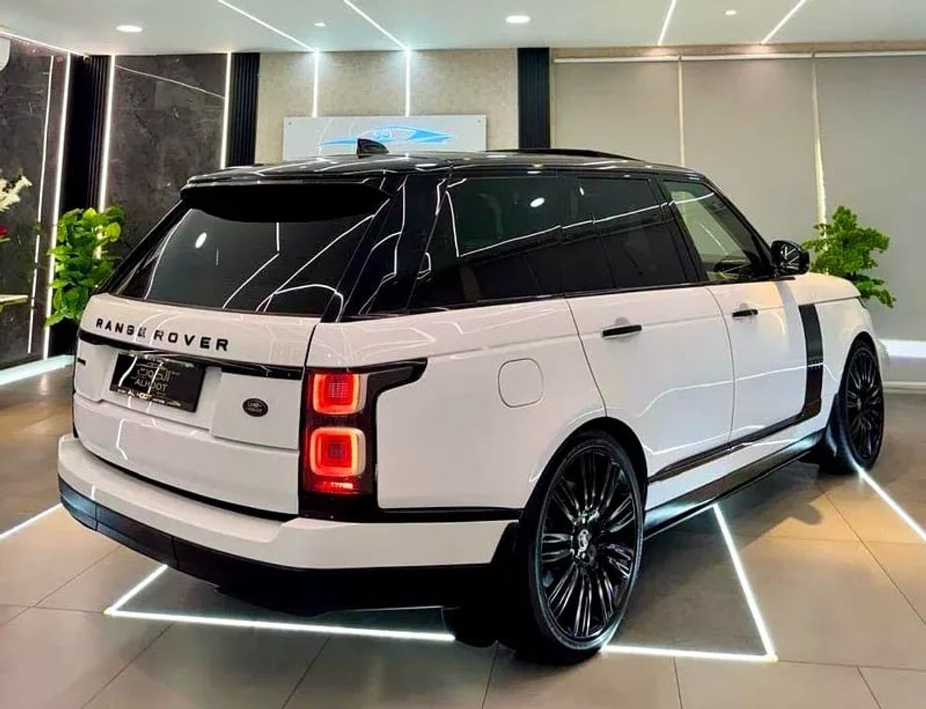 Land Rover Range Rover Autobiography 5.0L (375 HP)