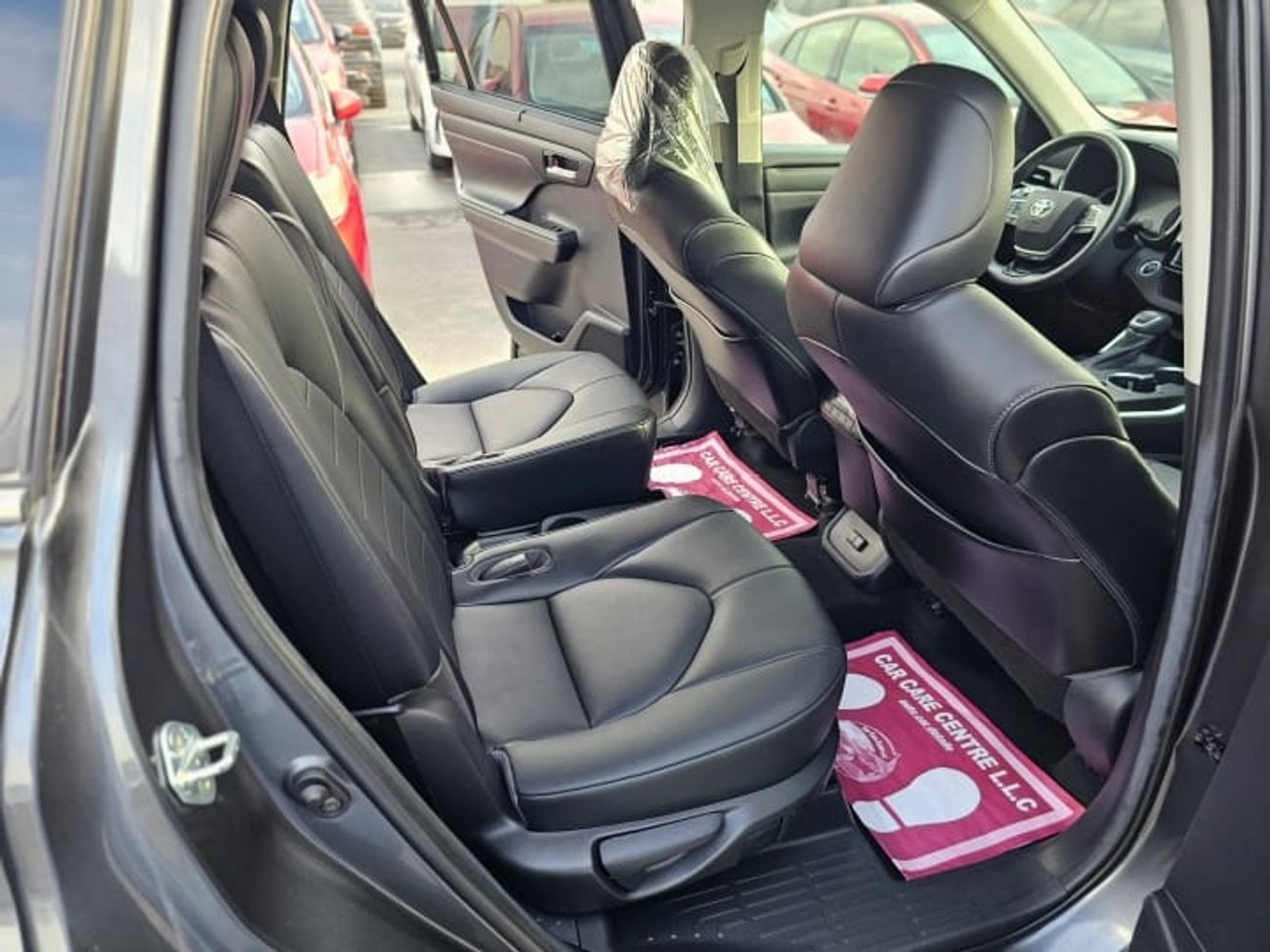 Toyota Highlander XLE-Non Hybrid-3.5L-AWD-LHD-American specs-6 Cylinders-petrol-Automatic-7 Seats-5 Doors