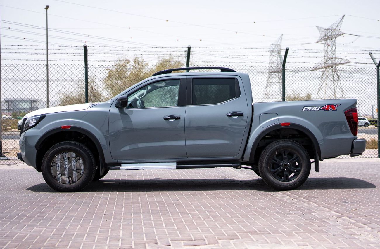 نيسان نافارا 2025 Nissan Navara Pro-4X 2.5L AT Diesel (Gray)