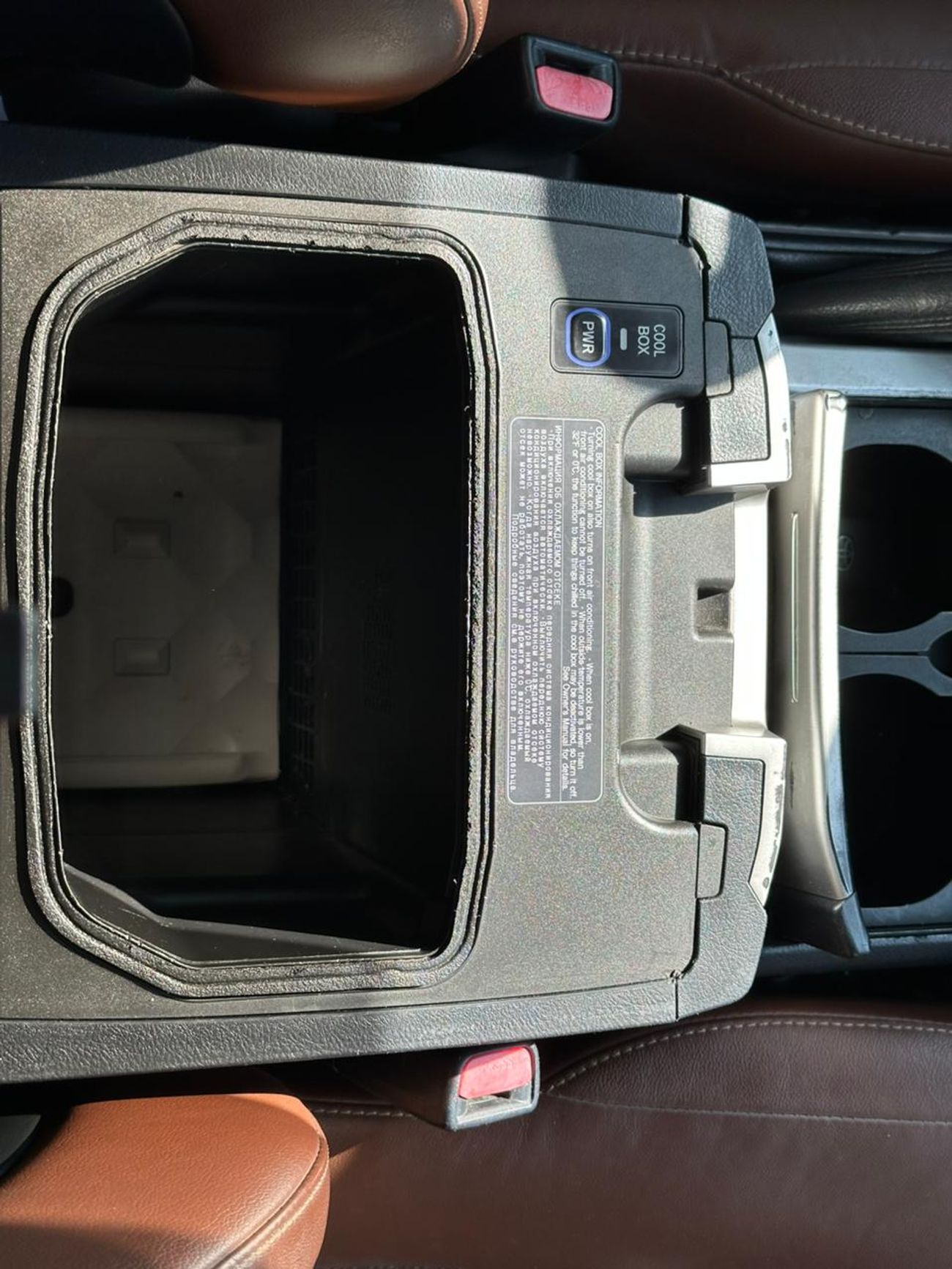 تويوتا لاند كروزر VXR 5.7L 4WD