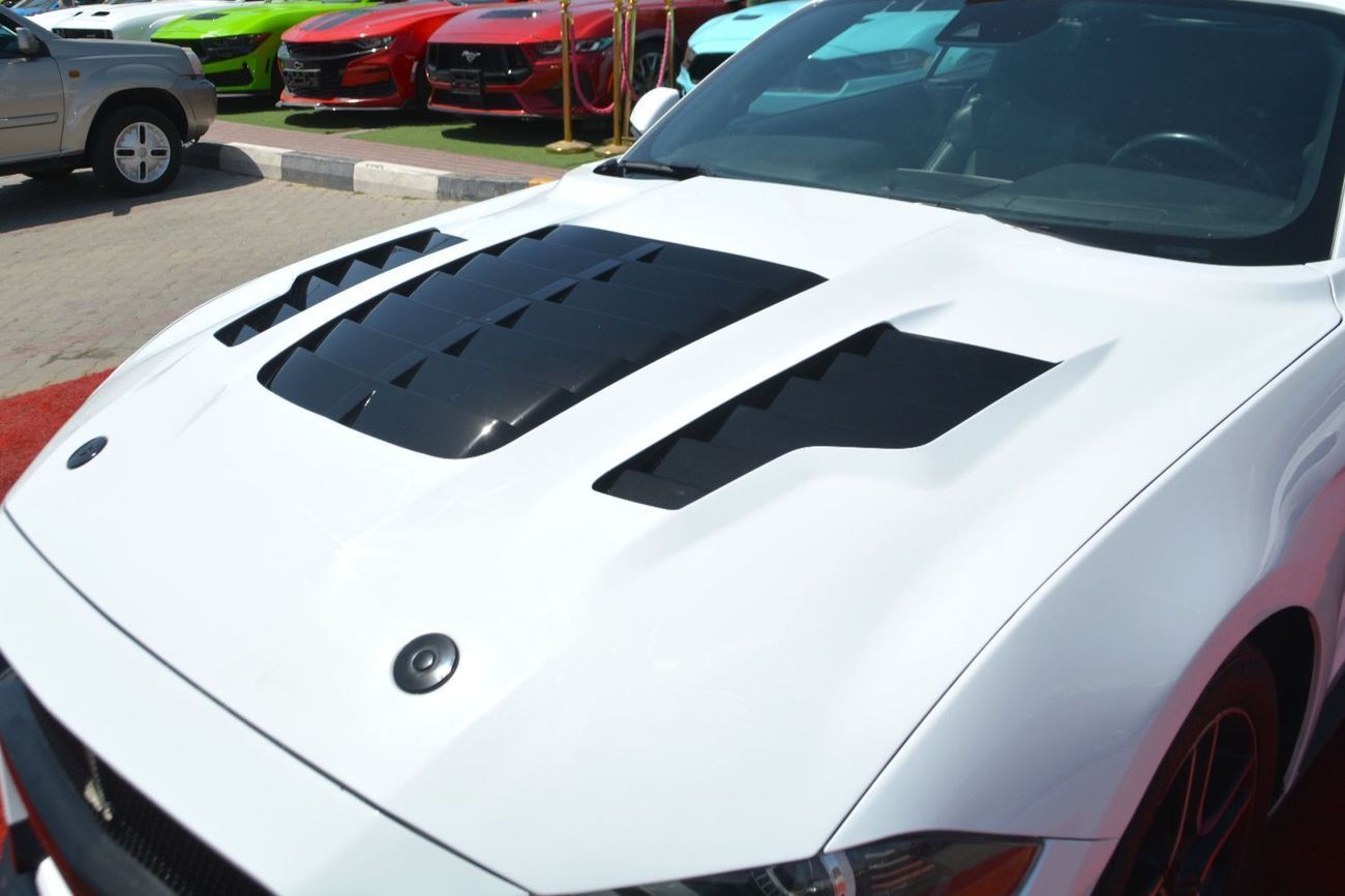 فورد موستانج EcoBoost Premium 2.3L Convertible A/T