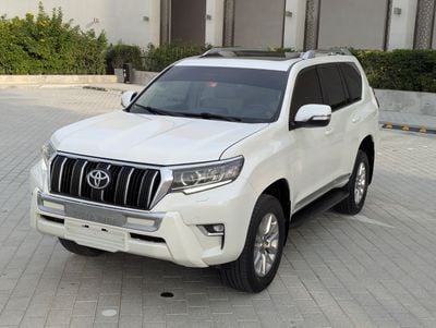 تويوتا برادو Toyota Prado v6 4.0L Petro engine LHD white colour