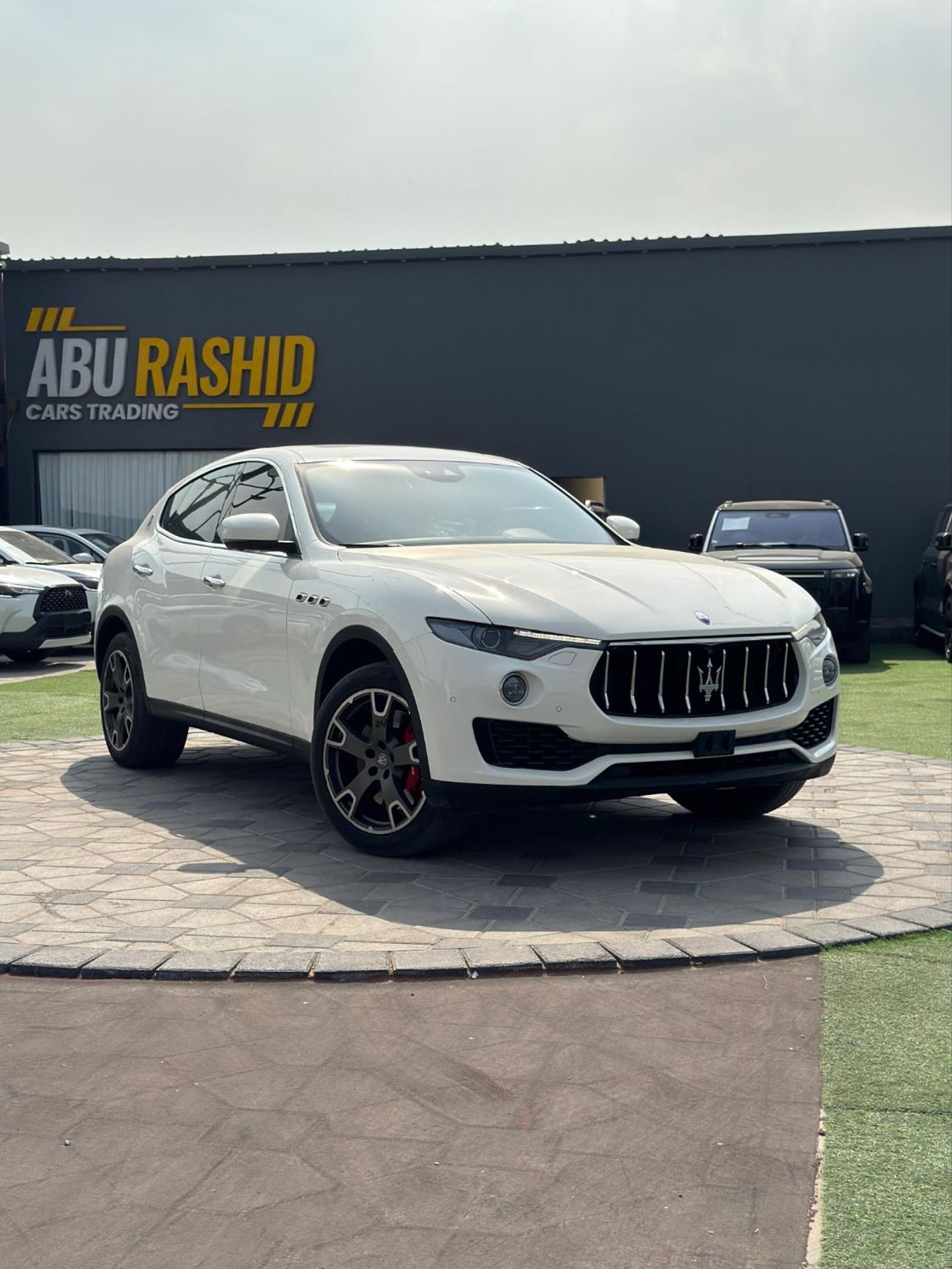 مازيراتي ليفونت S 3.0L (424 HP)