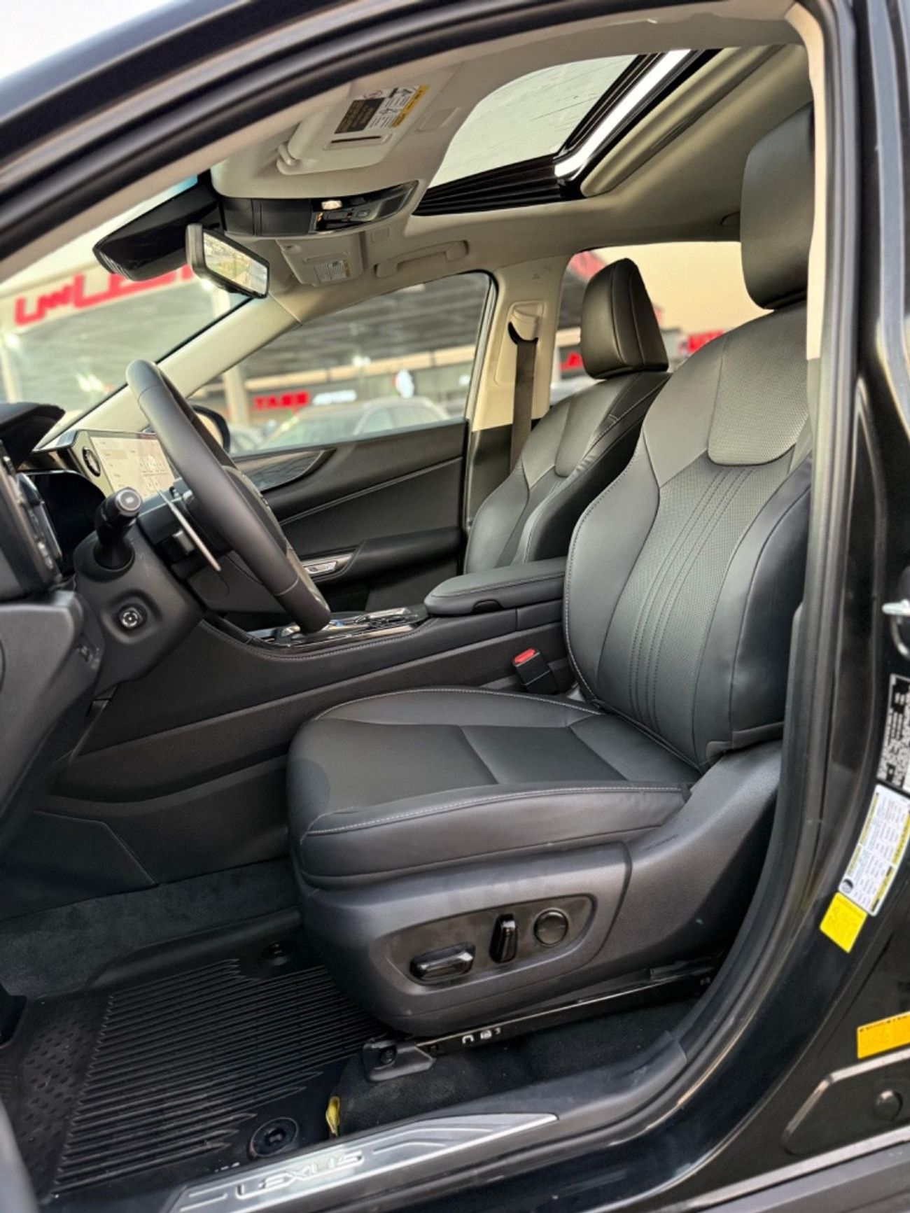 لكزس NX350h Hybrid LEXUS NX 350h Platinum 2.5L