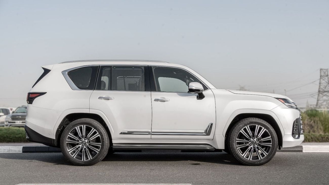 لكزس LX 700h 2026 Lexus LX700h Signature 3.5L AT Hybrid With Auto Parking (White-Tan)