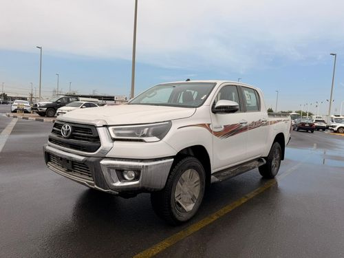 Toyota Hilux TOYOTA HILUX SR5 2.7L MT 2026