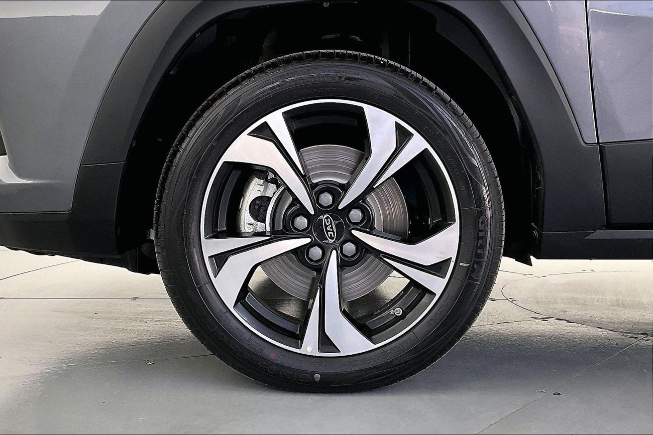 JAC JS4 Intelligent | 1 year free warranty | 0 down payment | 7 day return policy