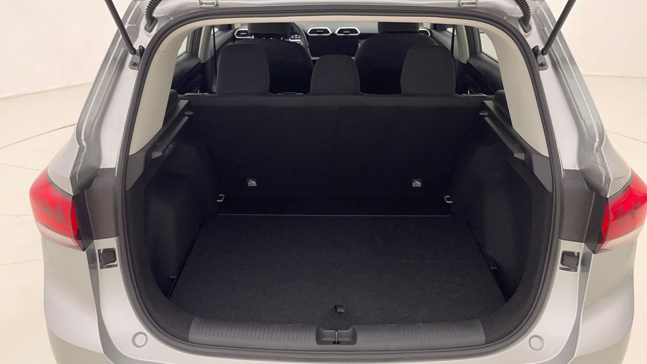 أم جي ZS STD 1.5 | بدون دفعة مقدمة | اختبار القيادة في المنزل