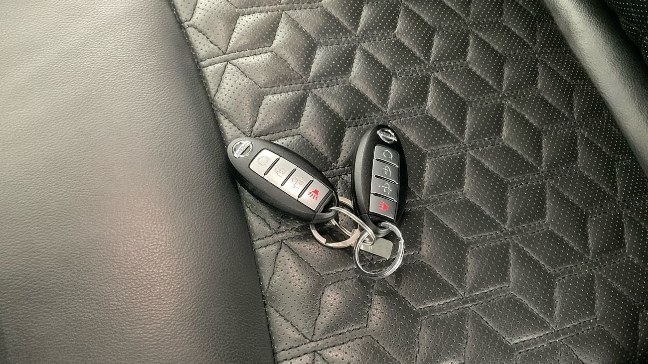 نيسان إكستيرا Platinum | شامل الضمان | 0 ﺪﻔﻋﺓ ﺃﻮﻟﻯ