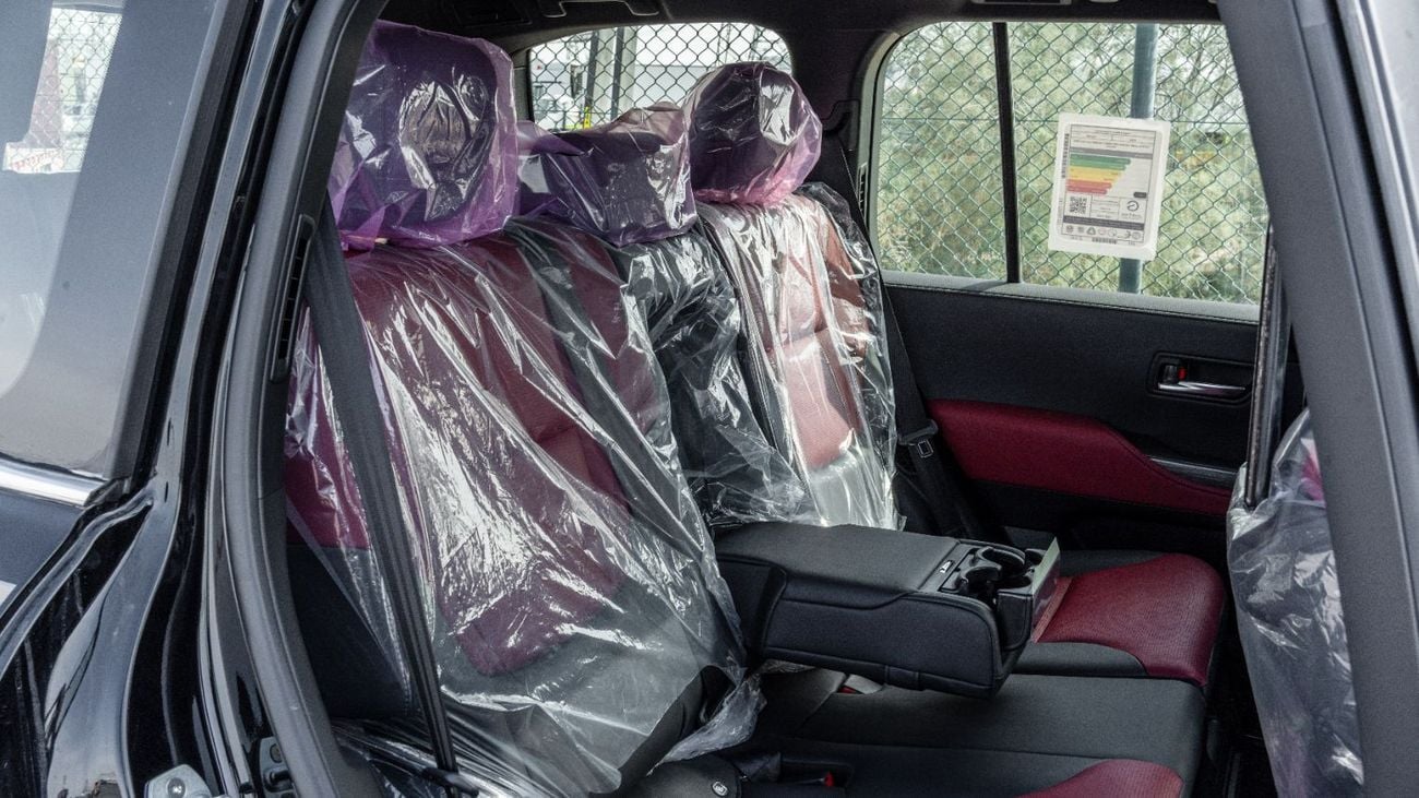 Toyota Land Cruiser 2026 Toyota Land Cruiser VXR 3.5L AT Petrol (Black-Red) Omani