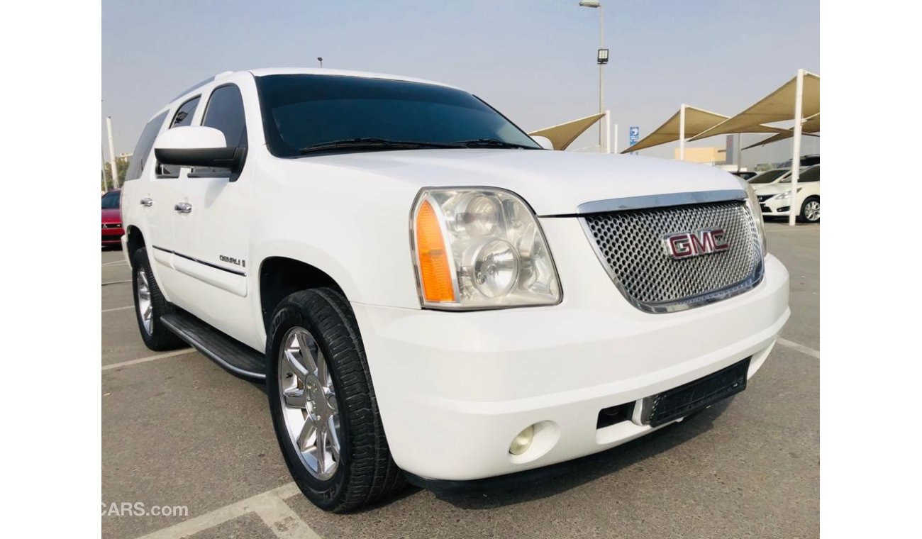 GMC Yukon GMC Yukon Denali full option original pent