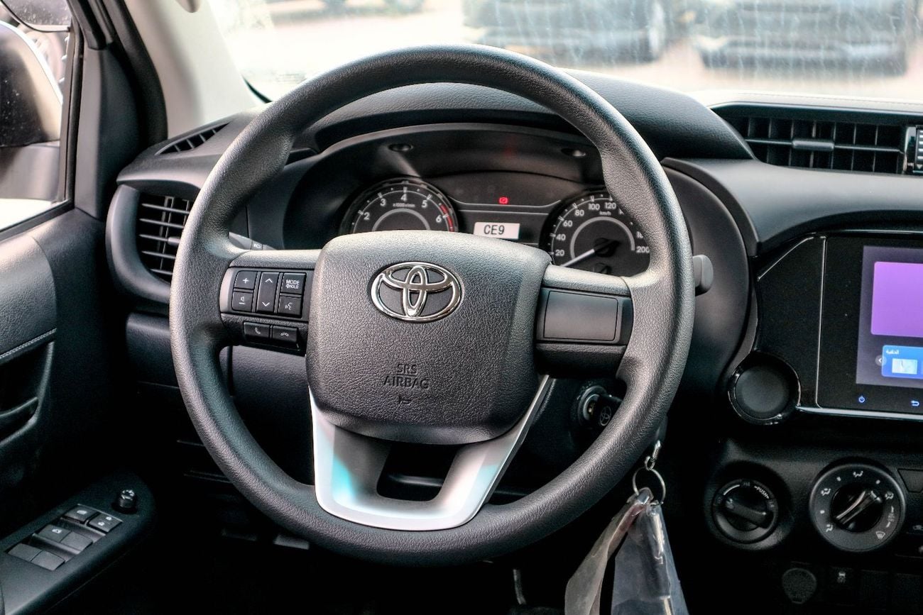 Toyota Hilux GL Toyota Hilux (TGN126) 2.7L Petrol A/T Pick-Up 4WD – 2026 Model