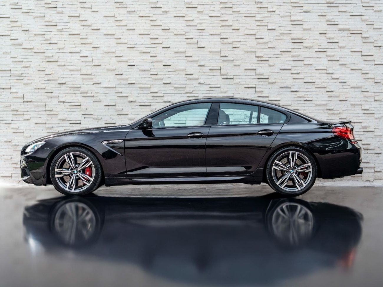 BMW M6 Std 4.4L