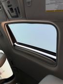 Toyota Sienna XLE Hybrid 2.5