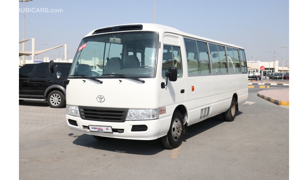 Toyota Coaster DIESEL 30 SEATER BUS WITH GCC SPECS