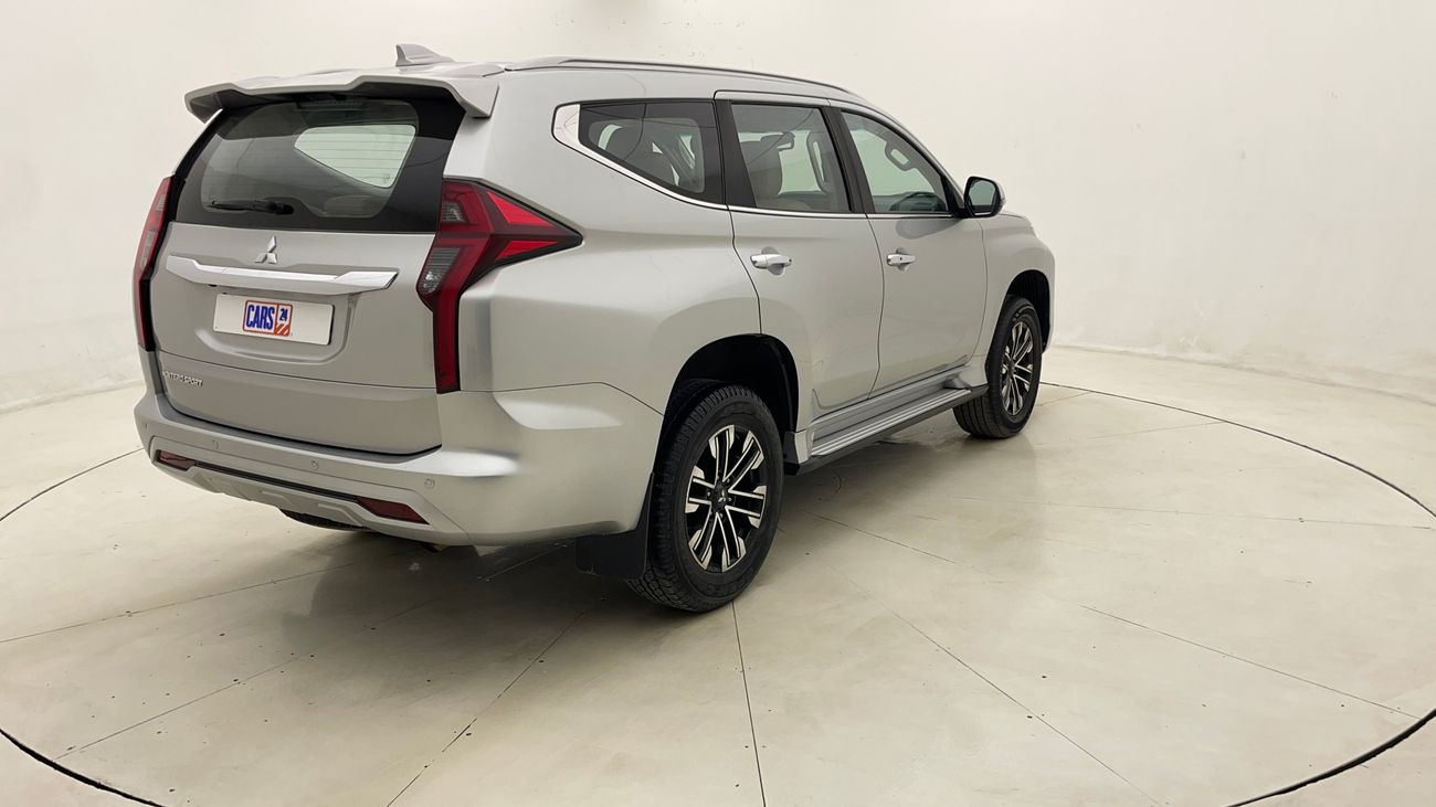 ميتسوبيشي مونتيرو سبورت GLS PREMIUM 3 | بدون دفعة مقدمة | اختبار القيادة في المنزل