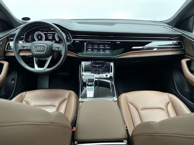Audi Q7 s Choosing this 3.0-liter V6 variant over the smaller four-cylinder entry, миниатюра 24