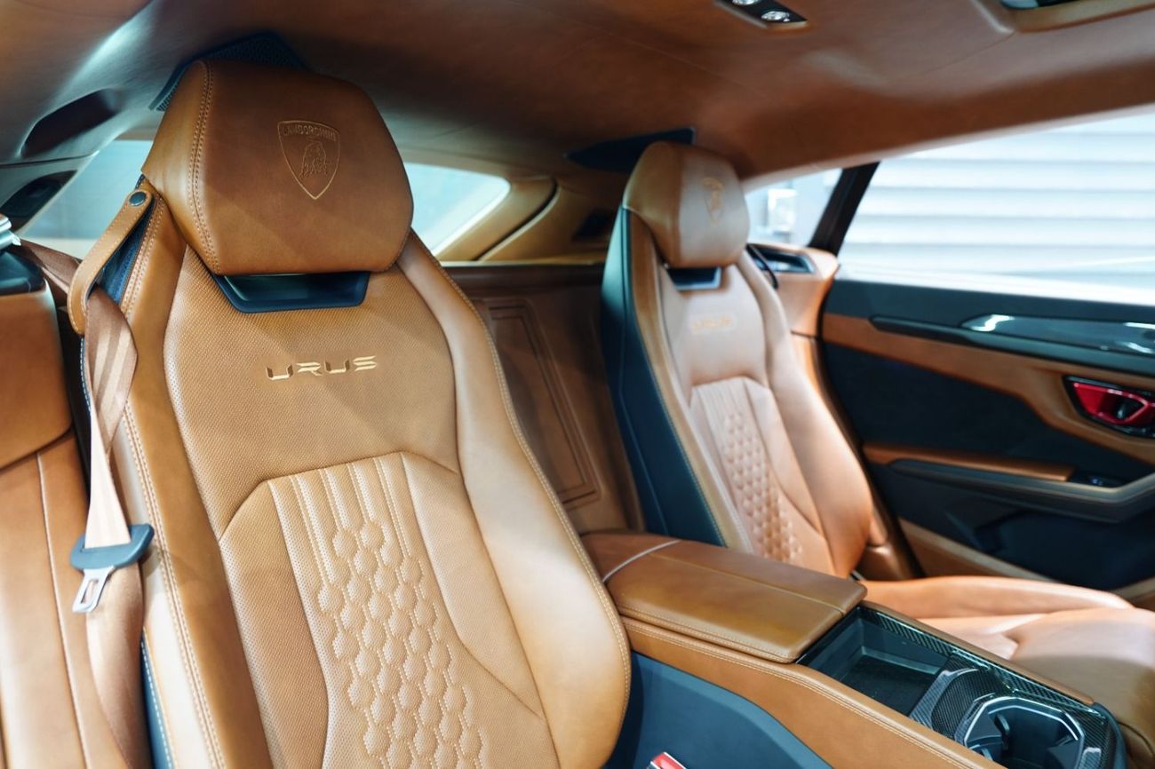 Lamborghini Urus S 4.0T V8 60th Anniversary Edition, Carbon Interior, Rear Entertainment, Dealer Warranty!!