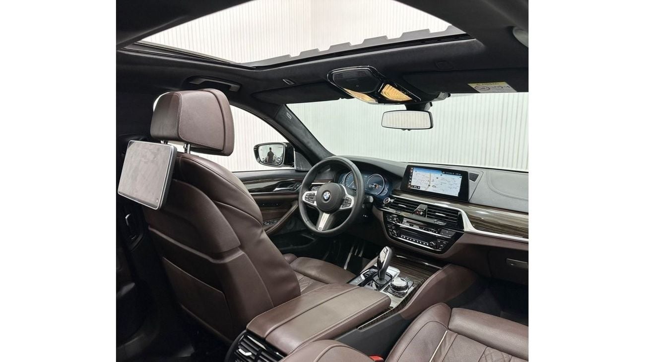 بي أم دبليو 530i M سبورت 2018 BMW 530i M-Sport Masterclass, Feb 2025 BMW Warranty, Feb 2029 BMW Service Pack, GCC