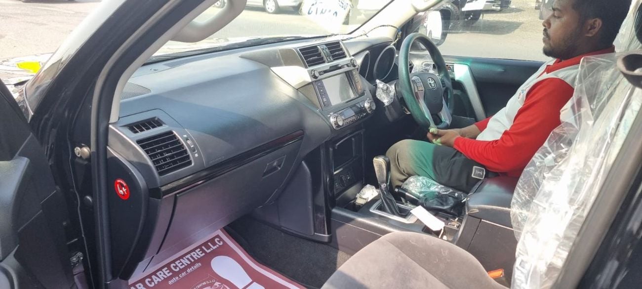 Toyota Prado Toyota prado 2014Model 3.0L v4 Diesel Engine Colour Black Transmission Automatic Interior.Black push