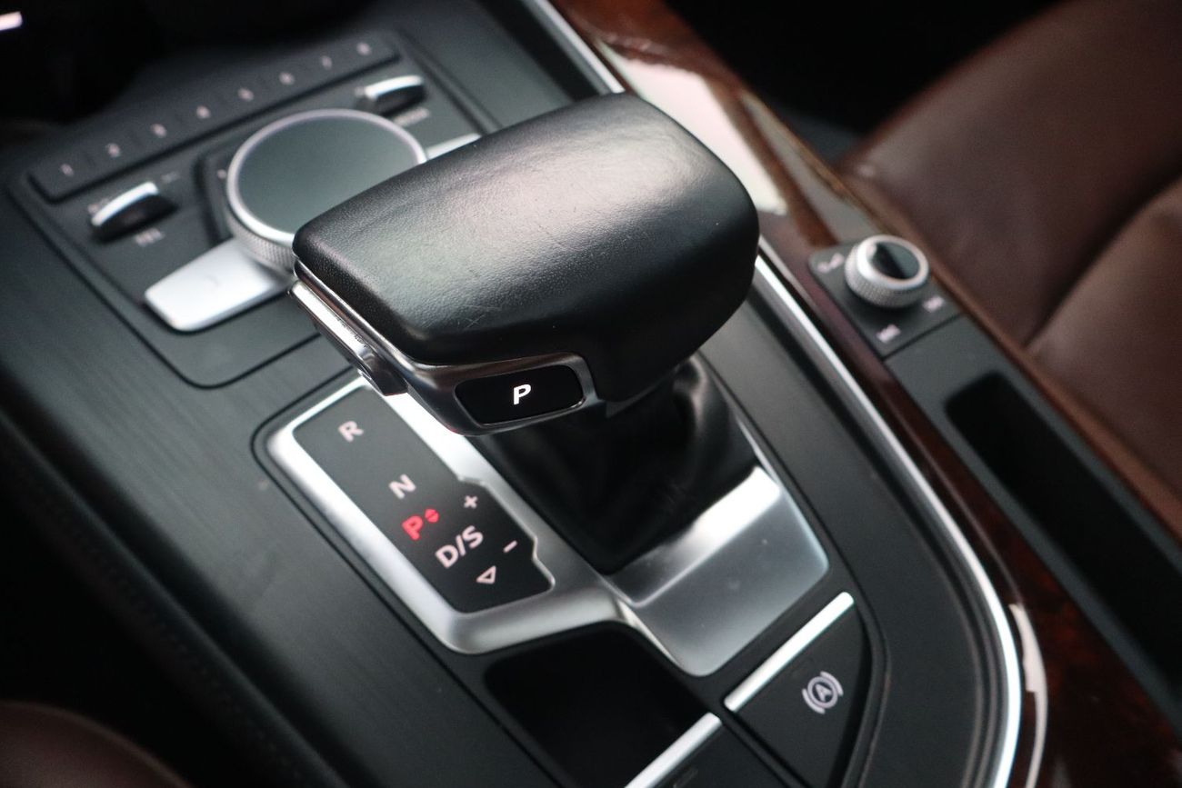 أودي A5 40 TFSI Sport 2.0L