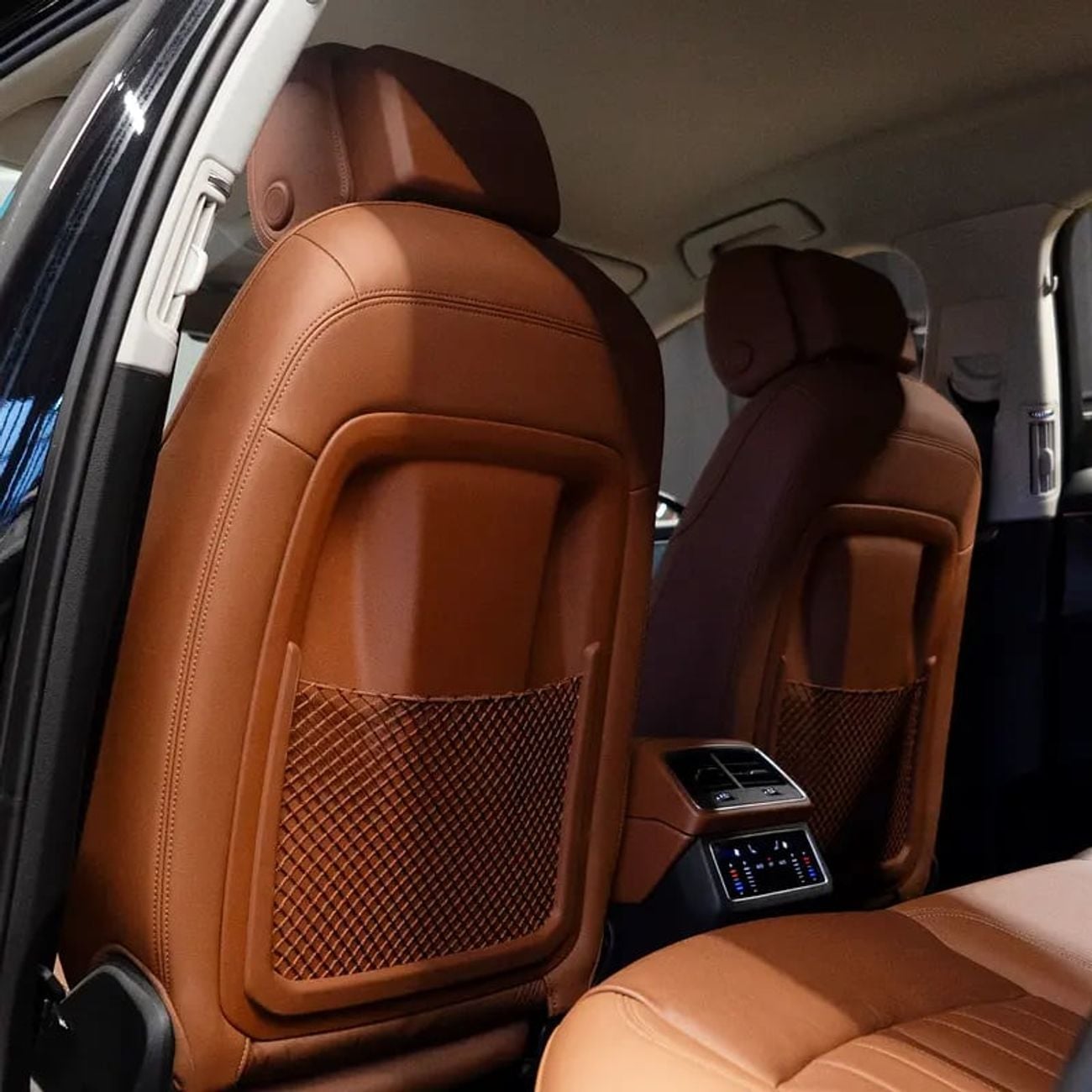 أودي A6 40 TFSI 2.0L AED 2,490 P.M. • 0% Downpayment • Audi A6 40 Tfsi • Agency Warranty