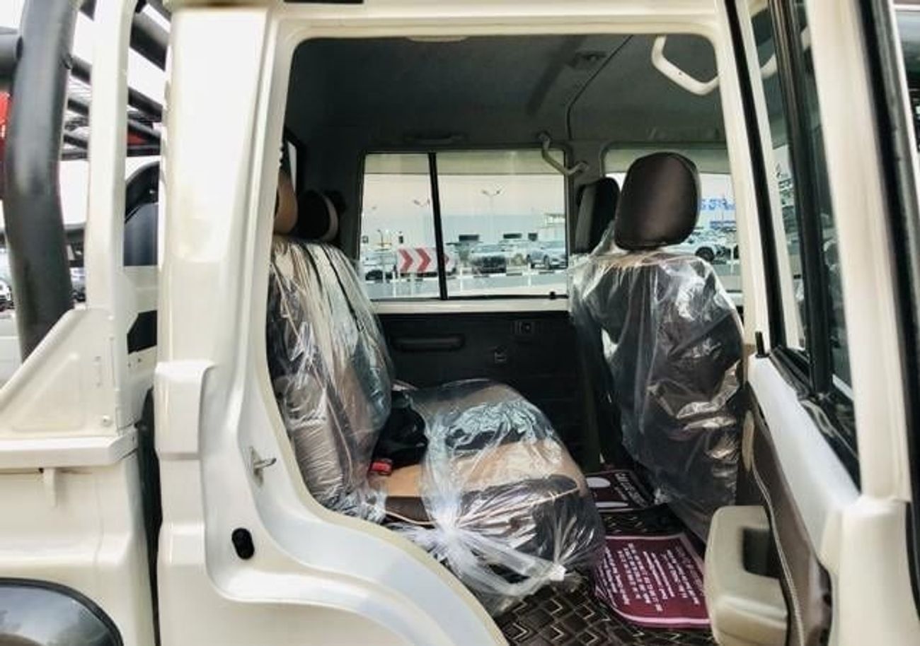 Toyota Land Cruiser Pick Up 2016 LAND CRUISER DOUBLE CABIN