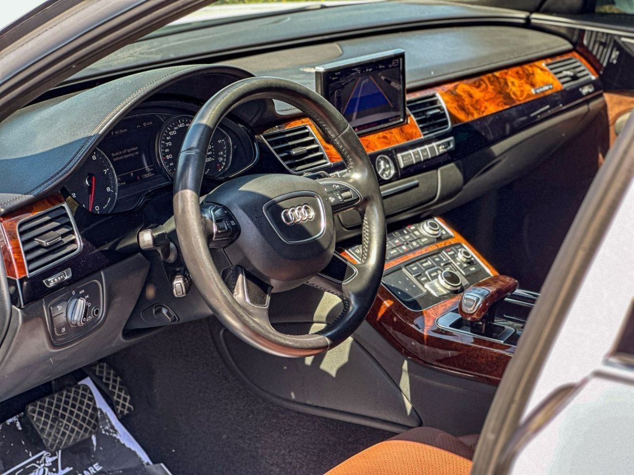 أودي A8 AUDI A8L 50 TFSI quattro Business Edition 3.0L