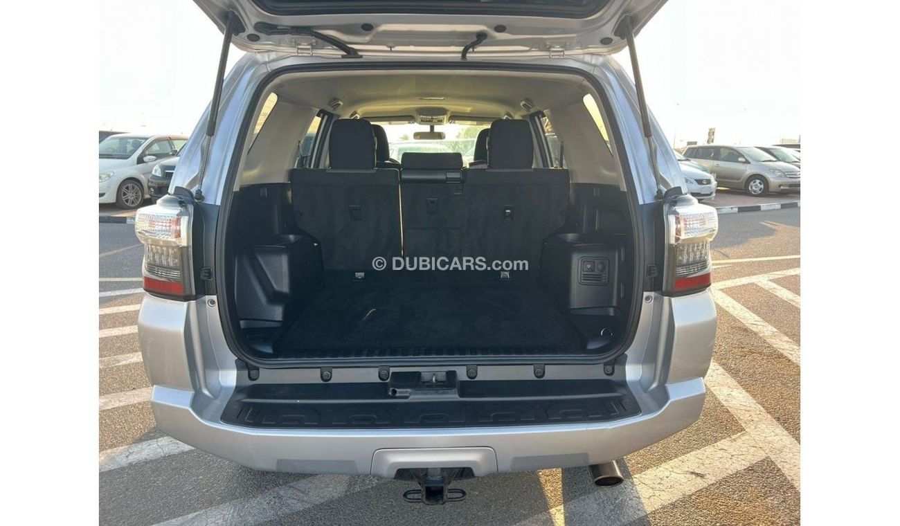 Toyota 4Runner *Offer*2018 TOYOTA 4RUNNER SR 4x4 4.0L V6 / EXPORT ONLY