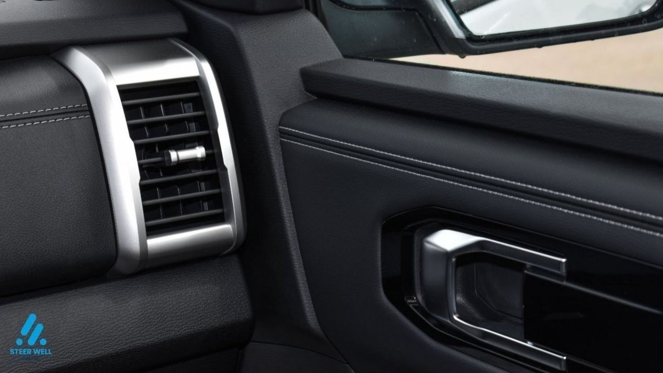 Mitsubishi L200 Triton Sportero / FIRST SHOWROOM TO HAVE THE NEW SHAPE 2024 / AT 4x4 DSL - for Export Only